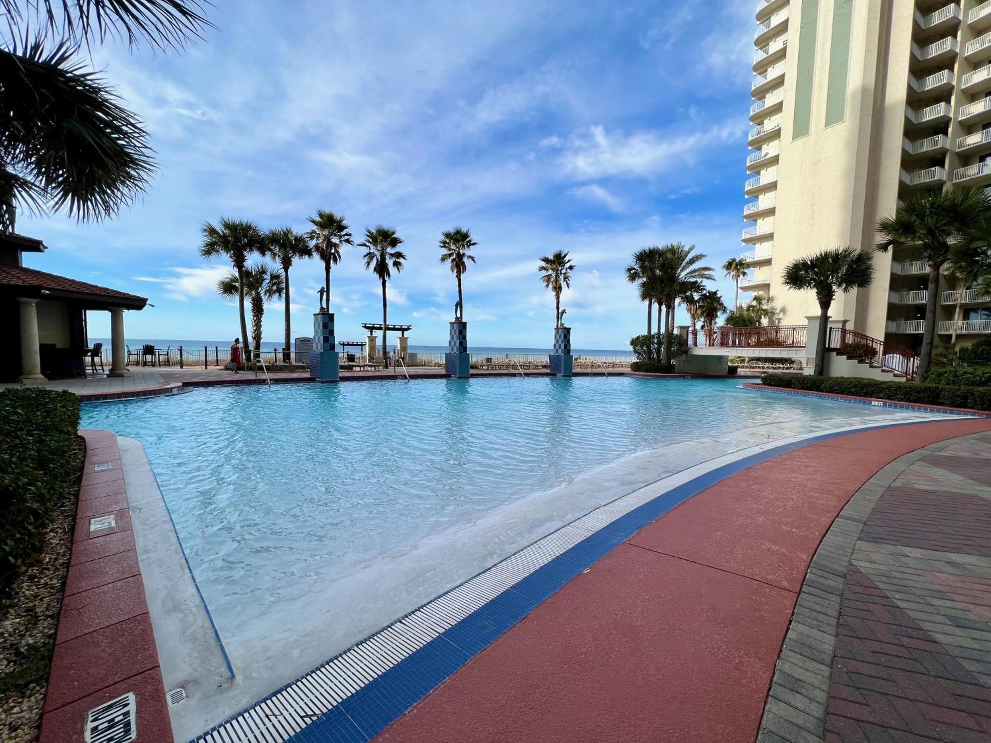 Spacious 2-Bedroom Condo Beachfront Resort! By Dolce Vita Getaways Pcb! Panama City Beach Exterior foto